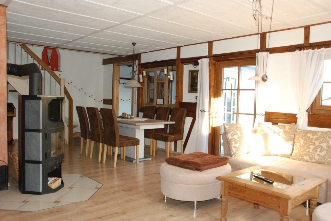 Ferienwohnung Christina ファイインゲン・アン・デア・エンツ エクステリア 写真
